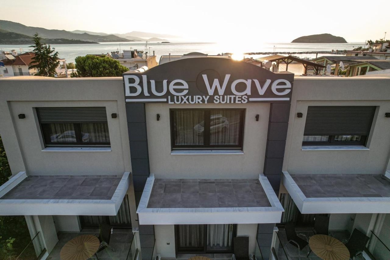Blue Wave Luxury Suites Nea Iraklitsa 外观 照片